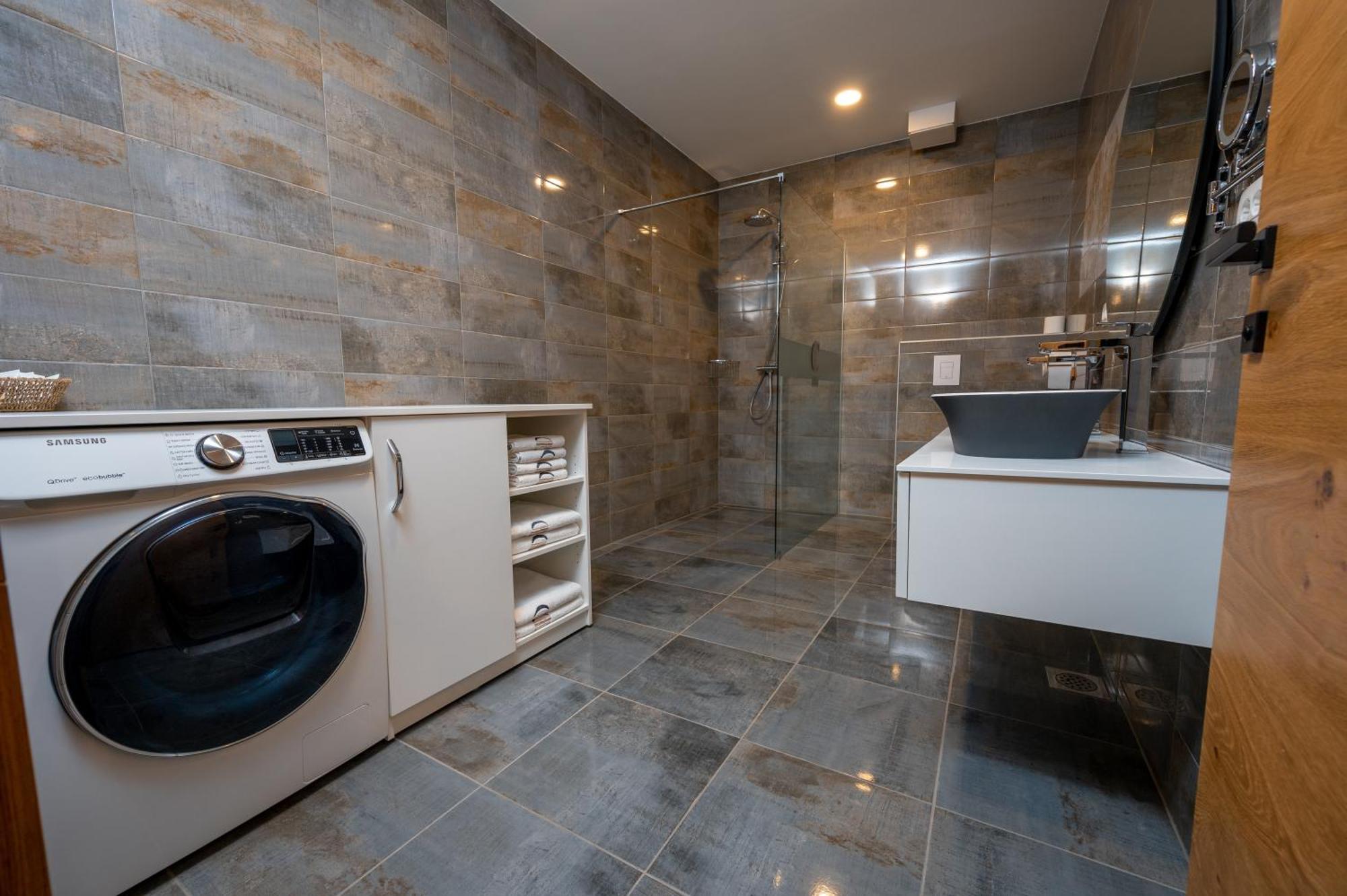 Cirus Apartments Kocevje Exterior photo